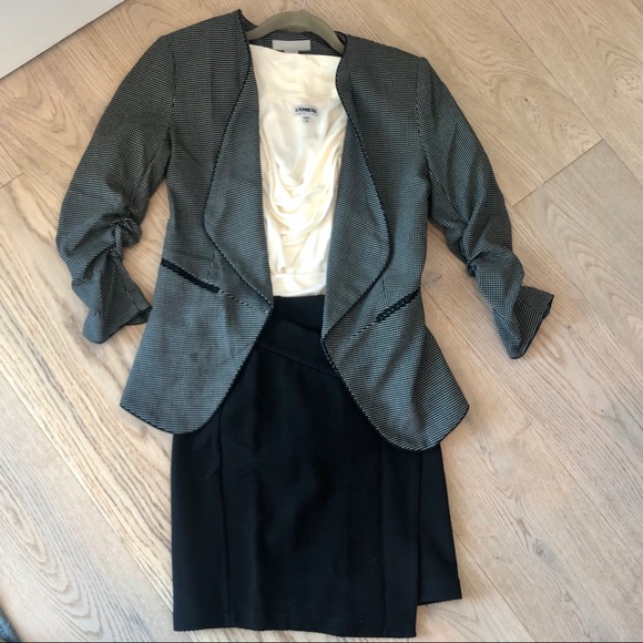 💥Host Pick💥NWOT H&M 3/4 Sleeve Blazer - Picture 2 of 6